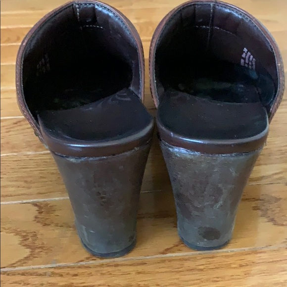 Used Dansko clogs - Picture 2 of 4